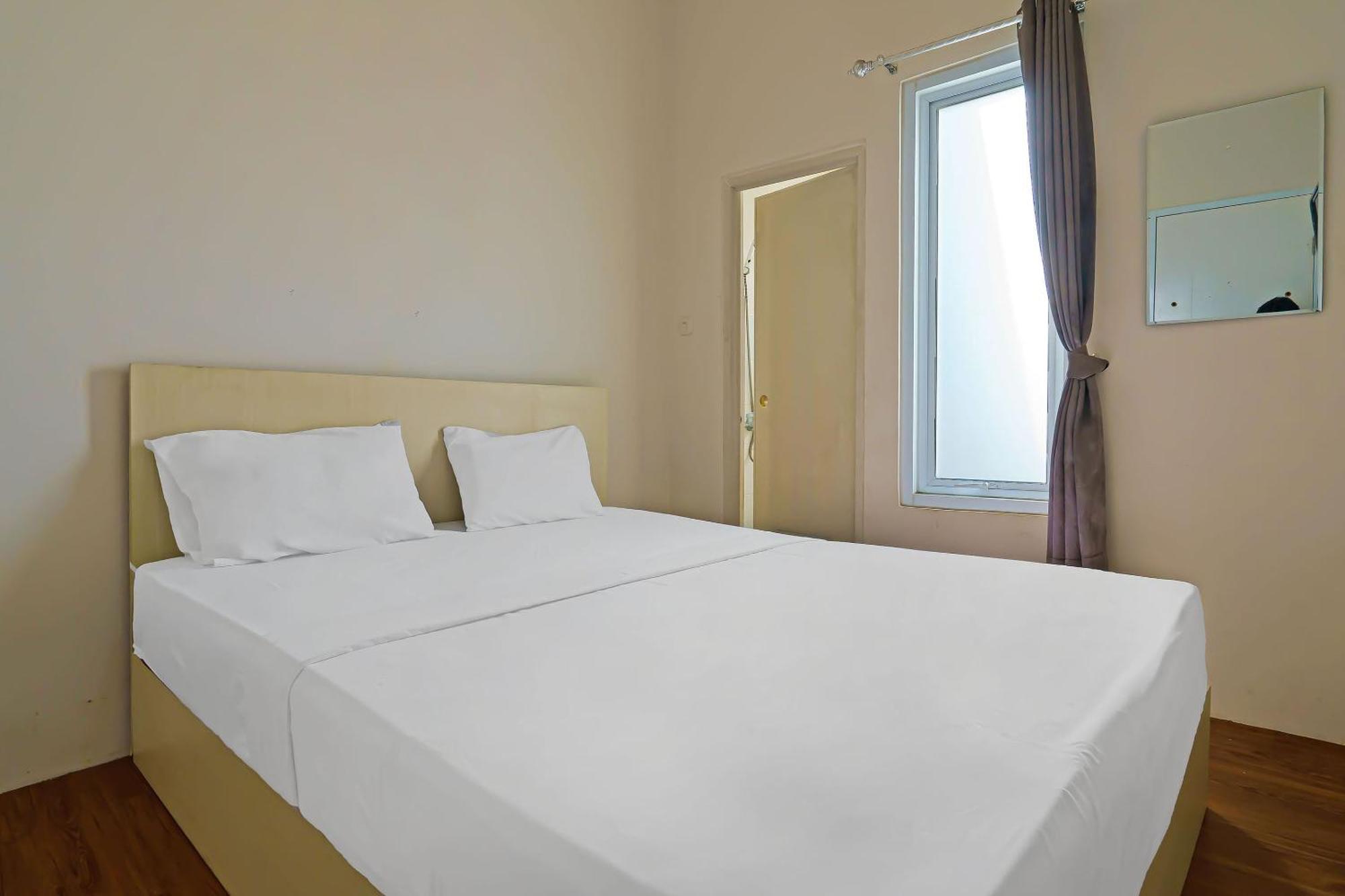 Oyo Life 92720 Mekarwangi Guest House Bandung Ngoại thất bức ảnh