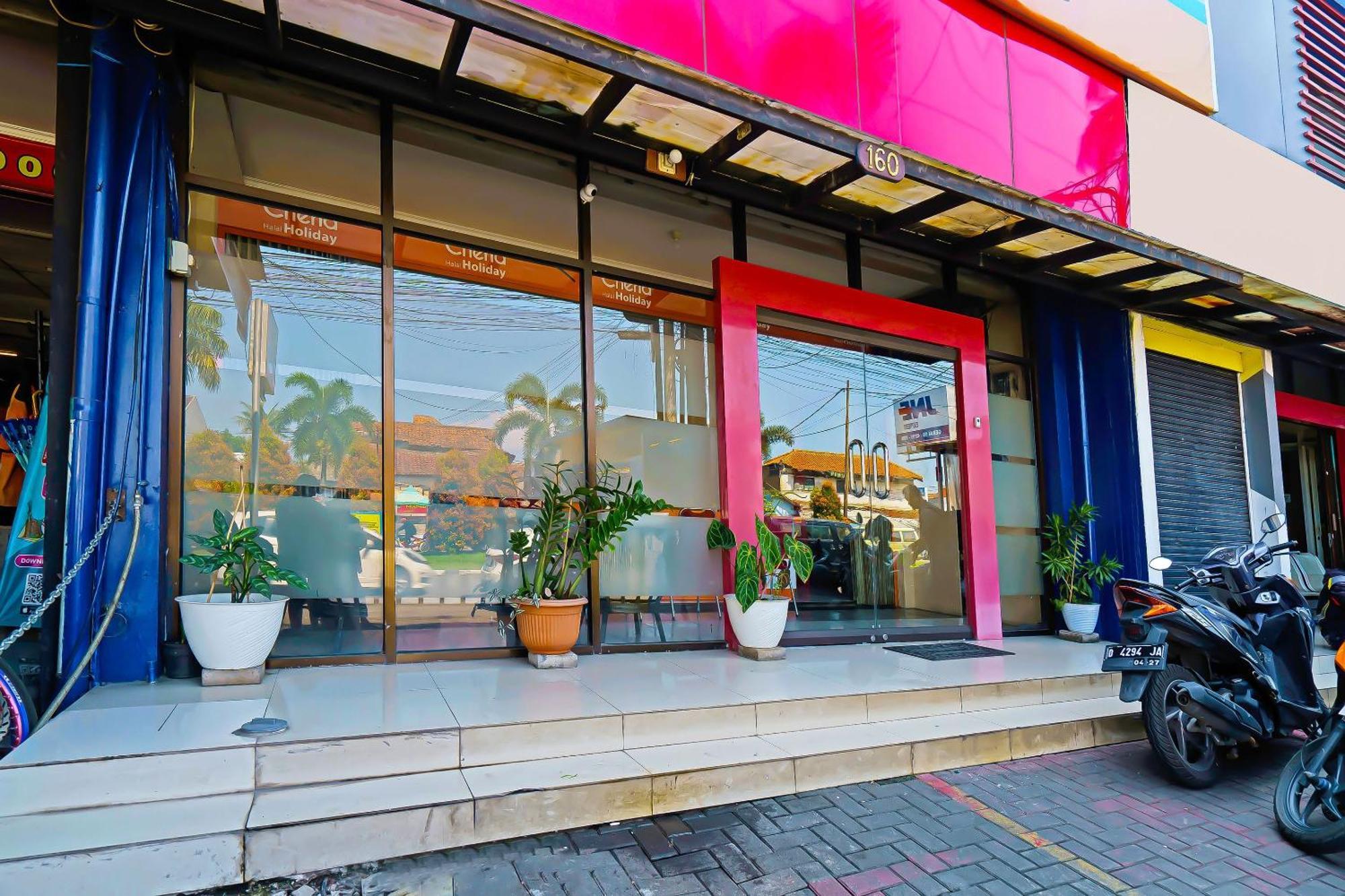 Oyo Life 92720 Mekarwangi Guest House Bandung Ngoại thất bức ảnh